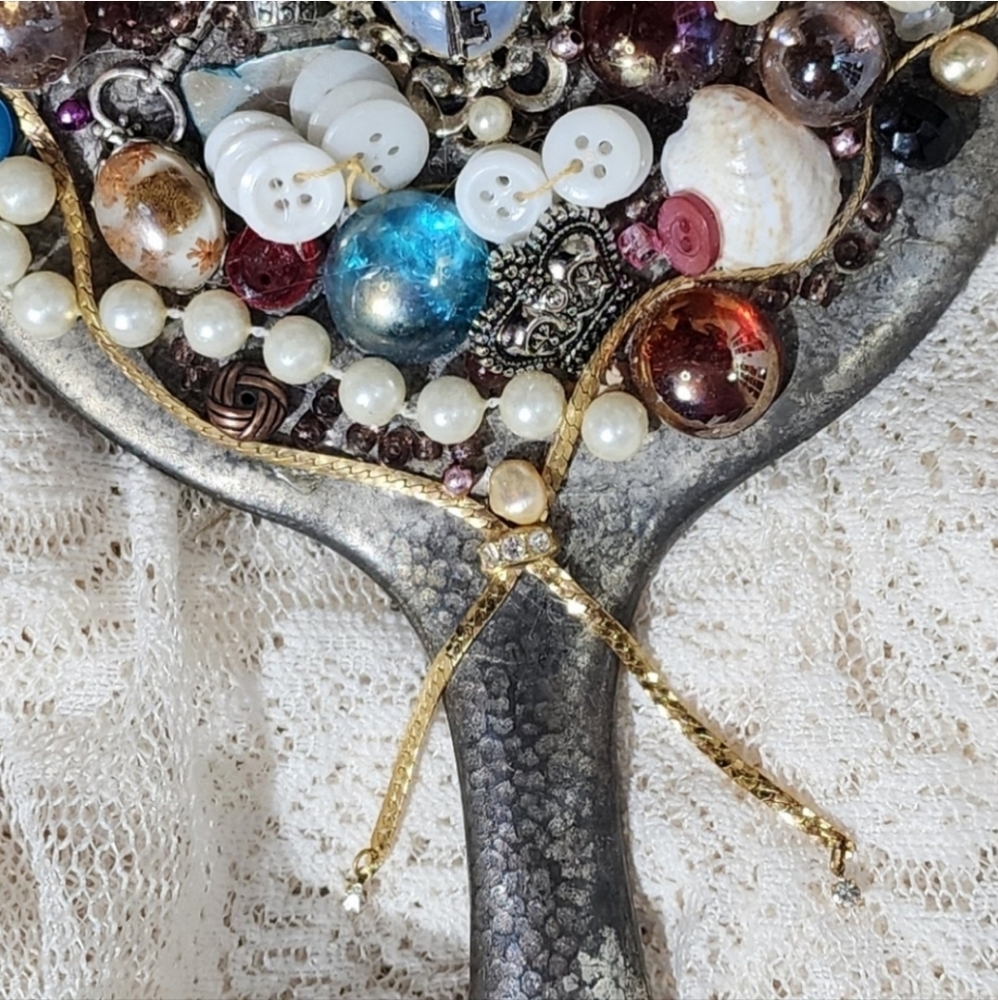 UpcycledMirror Antique One of a Kind Jewelry And Beads Button Detail Red - Picture 5 of 12